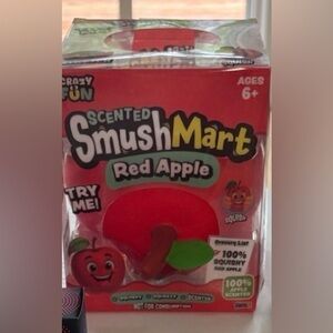Scented Red Apple Squishy VIRAL & Special Edition can no longer buy.ShipsSameDay